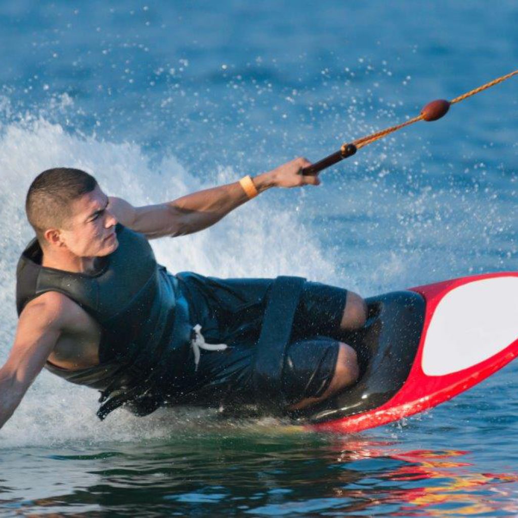 Best Vacation Spots for Kneeboarding Waterhead